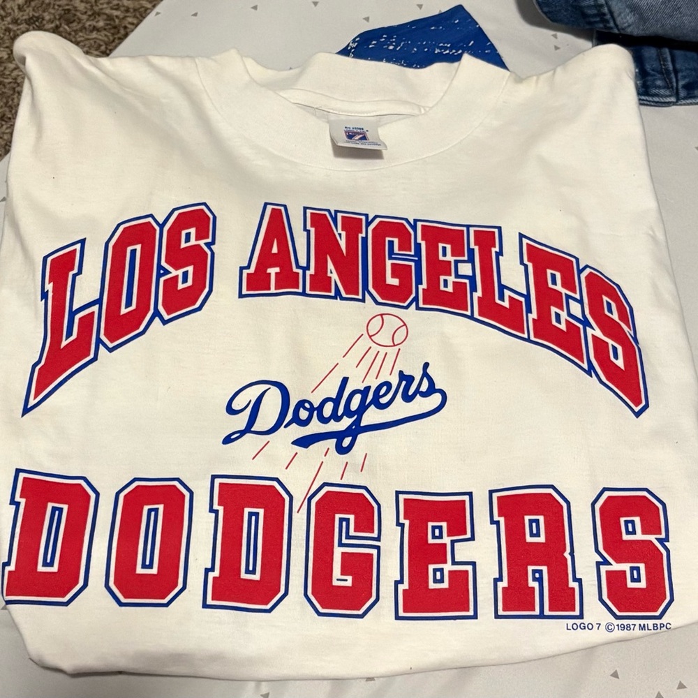 LOGO 7 White and Red Dodgers Short Sleeve Tee